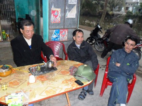 Người dân xã Vinh Quang, huyện Tiên Lãng bày tỏ nhiều tâm trạng khác nhau kể từ khi vụ việc diễn ra và sau khi có các quyết định kỷ luật của thành ủy HP.